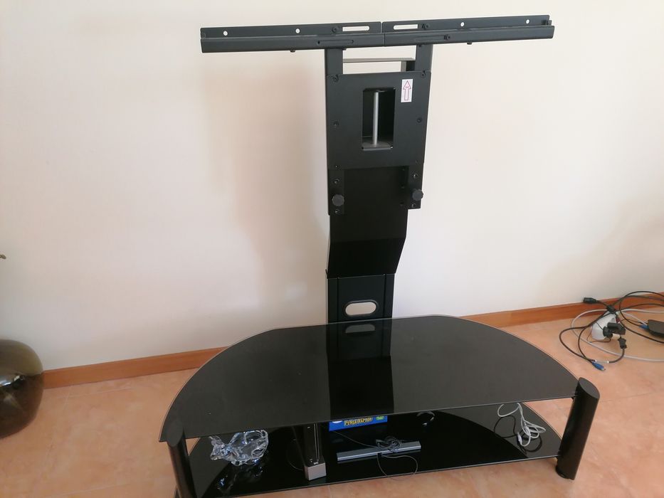 Móvel de TV em vidro