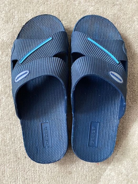 Klapki w rozmiarze 40