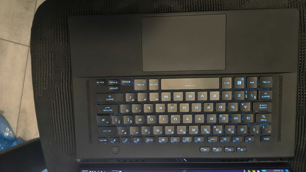 ASUS ROG Zephyrus M16 / RTX 3060 / i7 12700H / 16GB RAM / QHD+