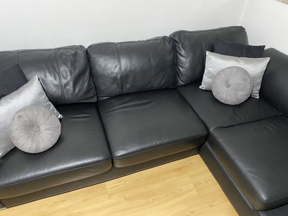 Sofa com chaise longue