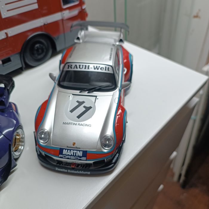 Sprzedam pakiet Porsche rwb 1/18