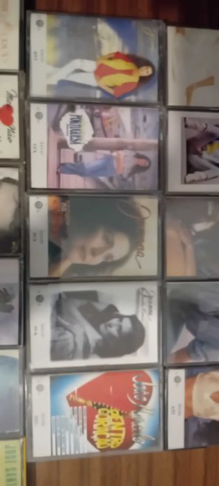 Cassetes Música Portuguesa e Brasileira Letra J.