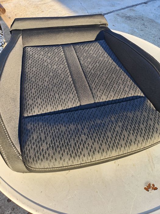 Сидение левое шкода  октавия А8