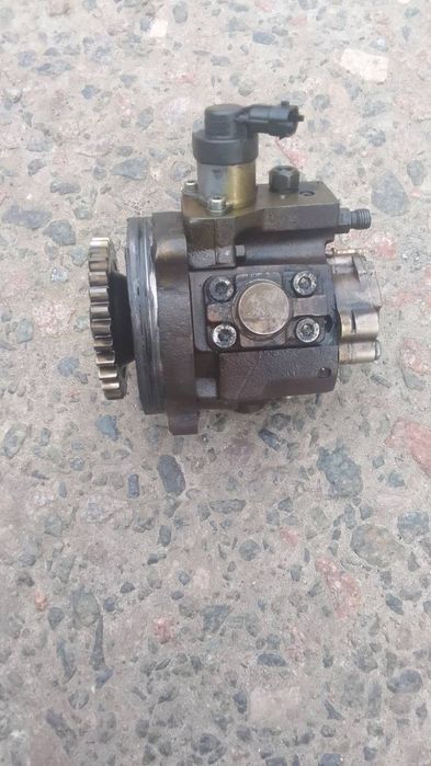 Продам топливный насос газель некст