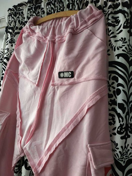 spodnie z obniżonym krokiem MissCity róż