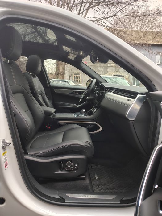 Jaguar F-pace R-Dynamic(P400) 2023р.