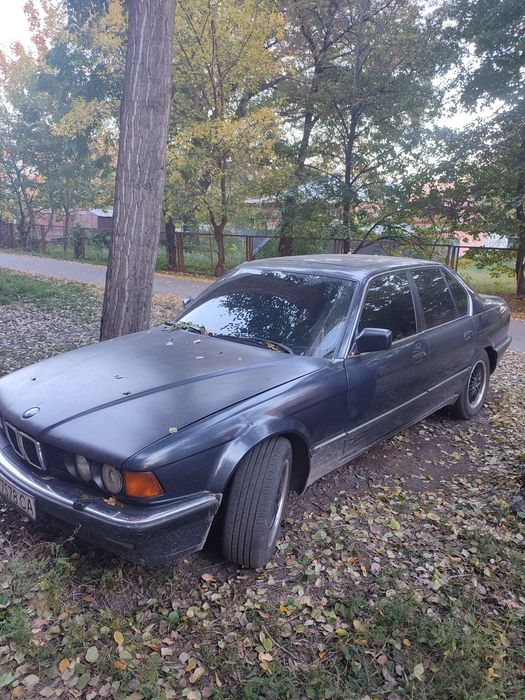 Bmw e32 продам 86