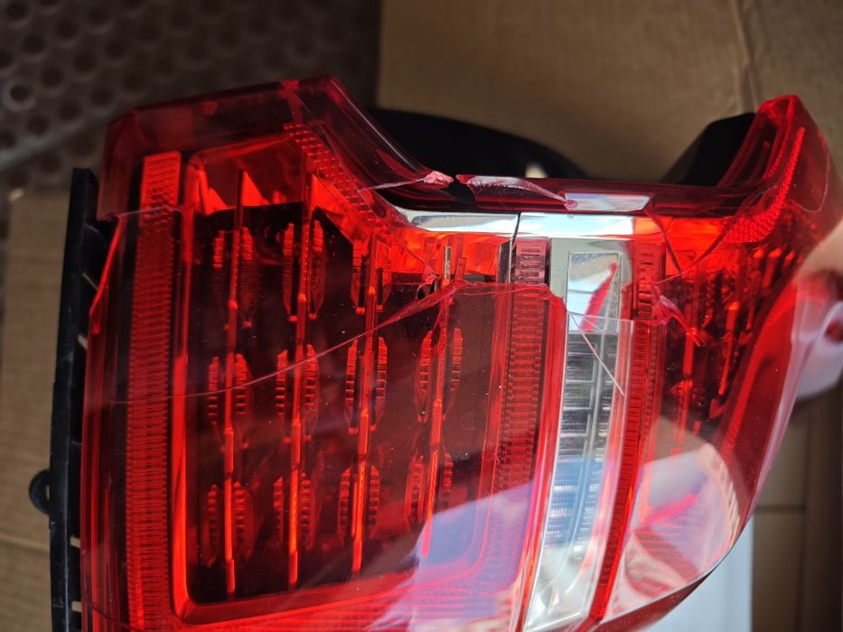 Volvo XC 60 farol traseiro esquerdo