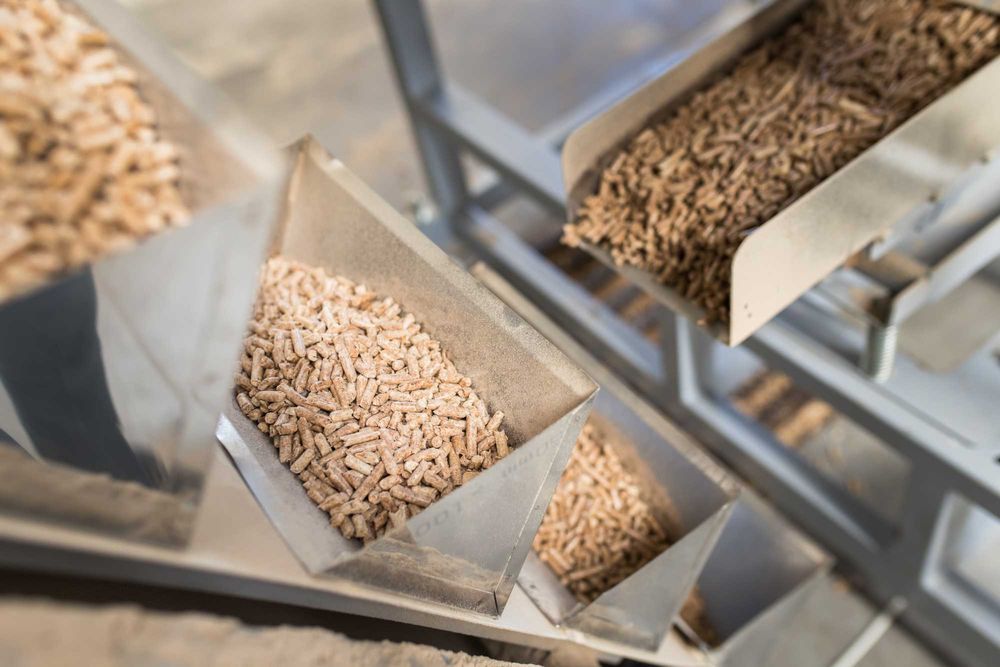 Pellet drzewny A1 ENplus z dowozem, pelet, producent