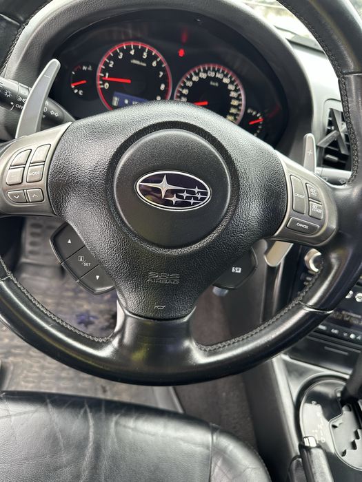 Subaru Outback 3.0 AWD symmetrical