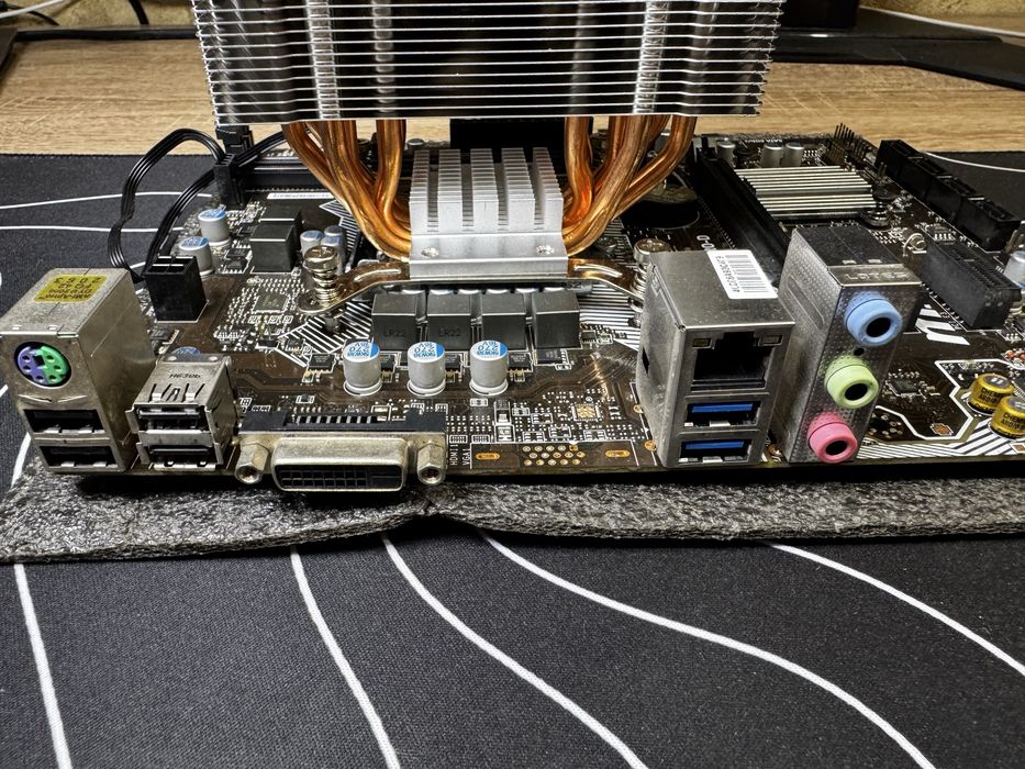 Комлпект материнська плата MSI H110M PRO-D + процесор i5 7400