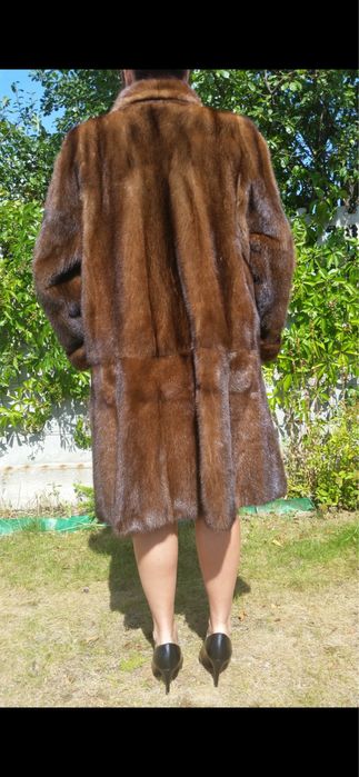 Płaszcz z naturalnych norek – Saga Mink | Superior Quality