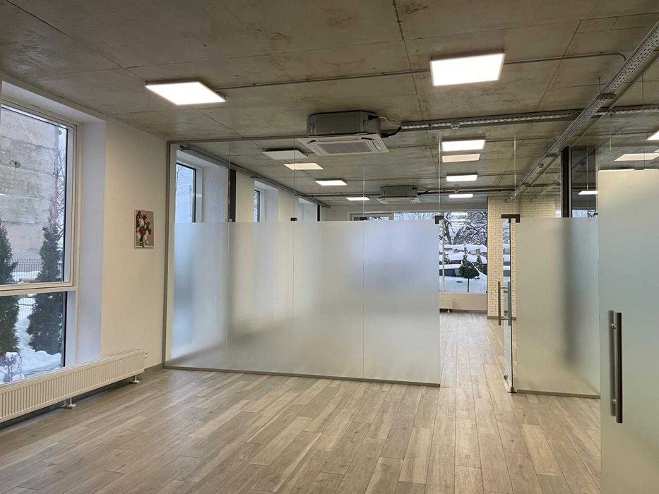 Оренда офісного приміщення 220 м² по вул. Кам’янецькій