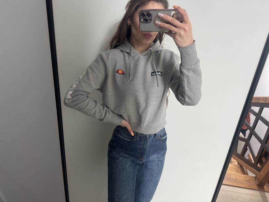 Bluza szara krótka z kapturem Ellsesse