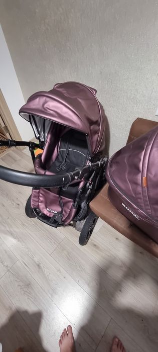 Продам коляску 3 в 1