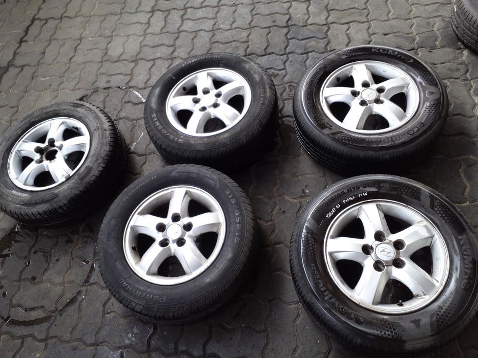 Jantes Hyundai R15 Com Pneus 215/65 Furação 5X114.3