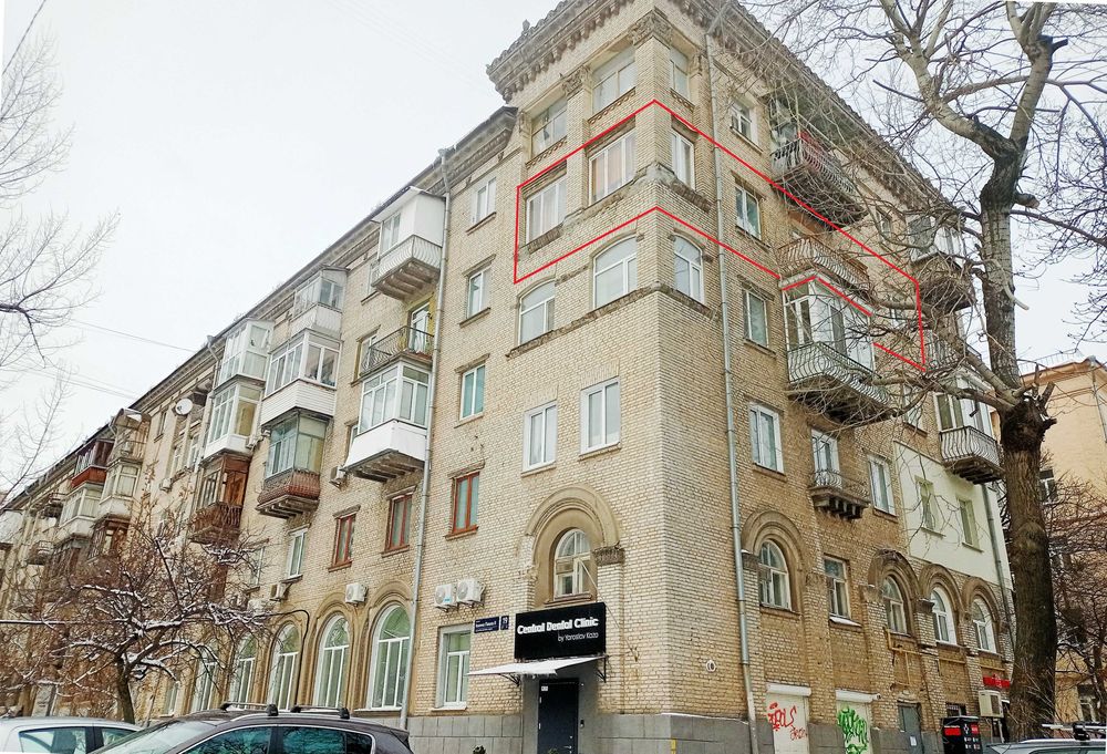 Продам 3-кімн квартиру 56м Печерськ Іоанна Павла ІІ, 19 Сталінка Лифт