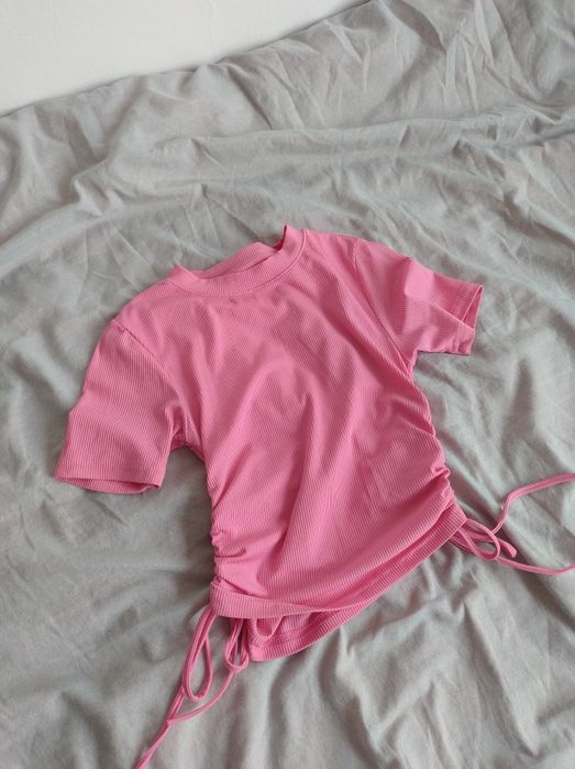 Top koszulka krótki rękaw bluzka róż barbie ze ściągaczem kokardy koka