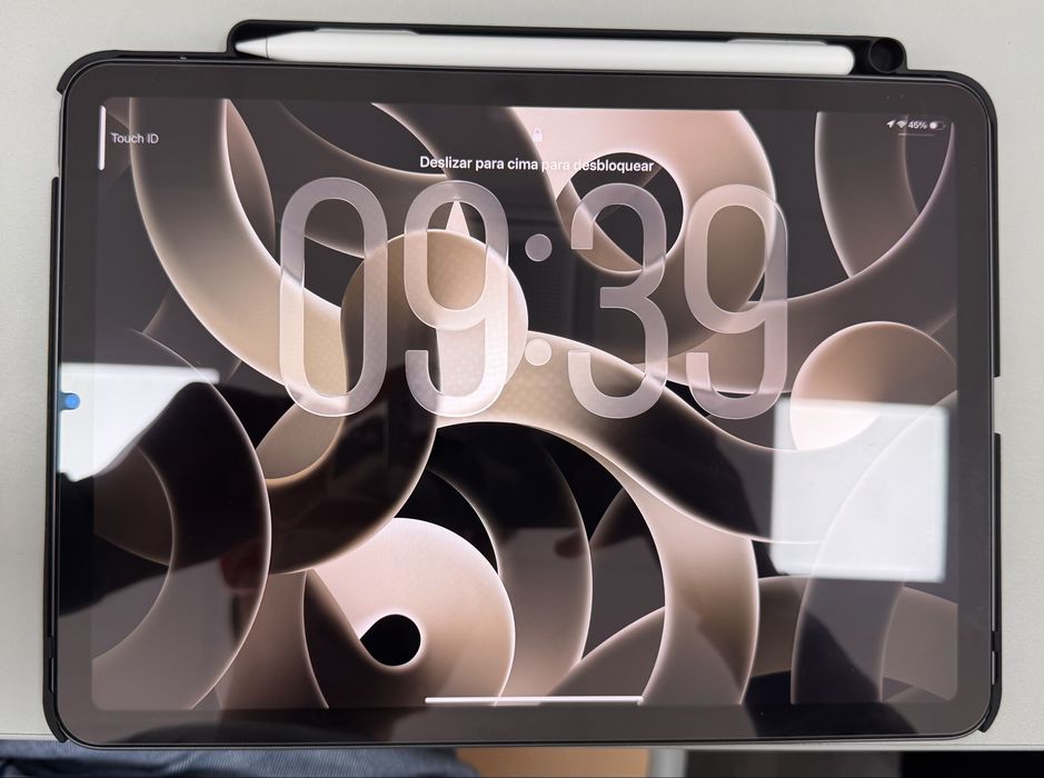 iPad Air 5ª gen + Apple Magic Keyboard + Apple Pencil 2ª gen