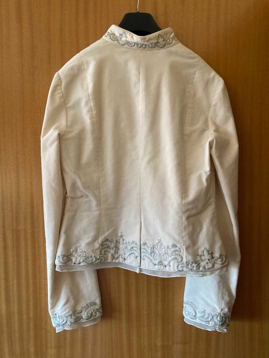 Casaco Tintoretto branco de veludo com bordado e aplicações