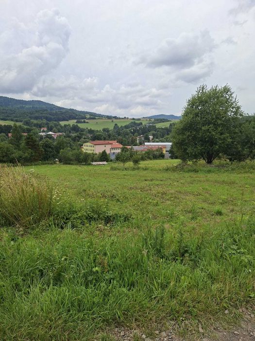Atrakcyjna Działka 1706 m² z warunkami zabudowy, Bieszczady (Baligród)