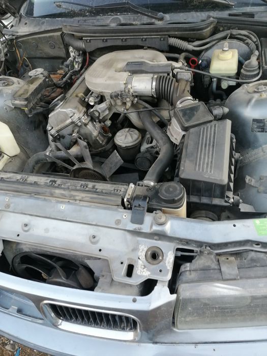 BMW 316i 1993 boa mecânica muito material bom