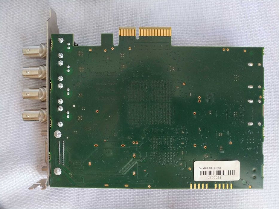 Плата для відеотрансляцій в інтернет Blackmagic DeckLink 4K Extreme