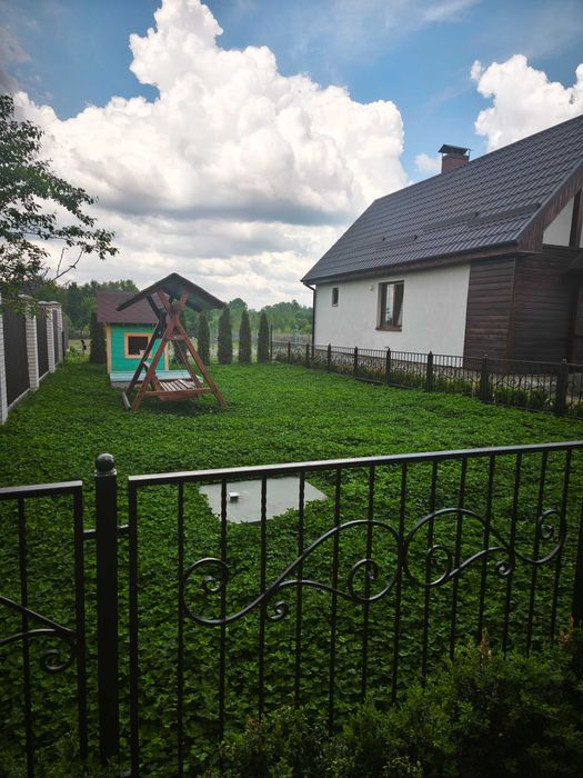Дениші, чудовий будинок в тихому куточку
