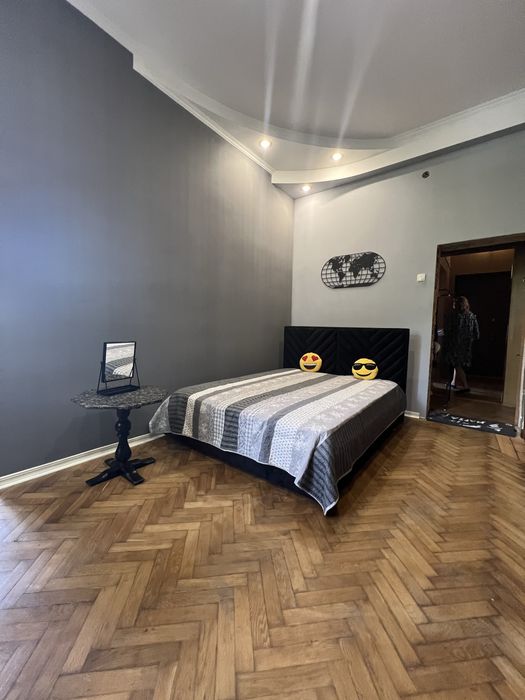 Продаж трикімнатноі квартири в центрі