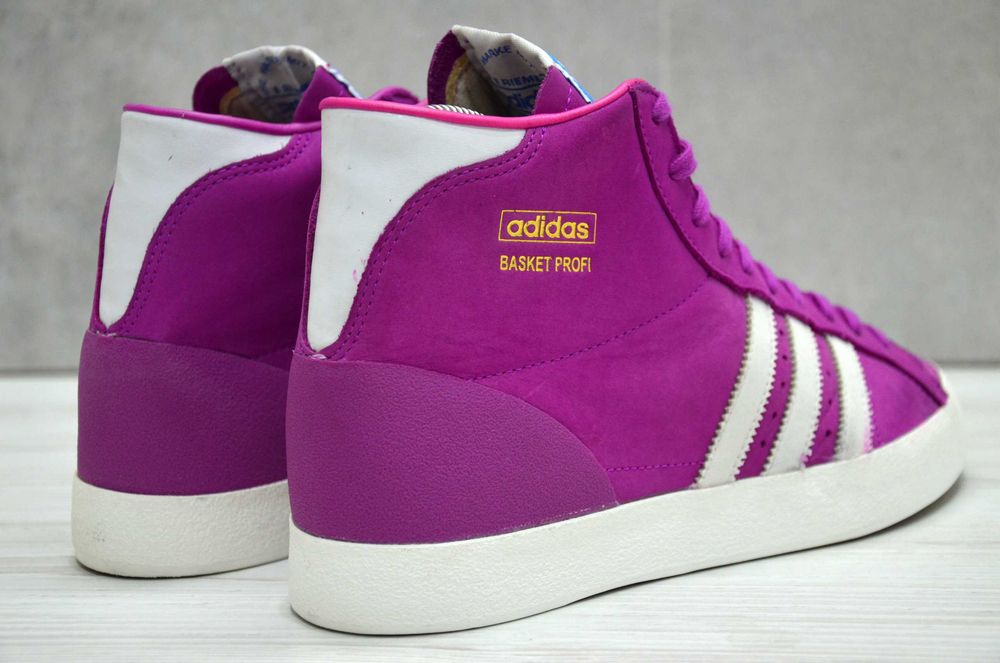 Adidas , оригінал шкіряні кеди