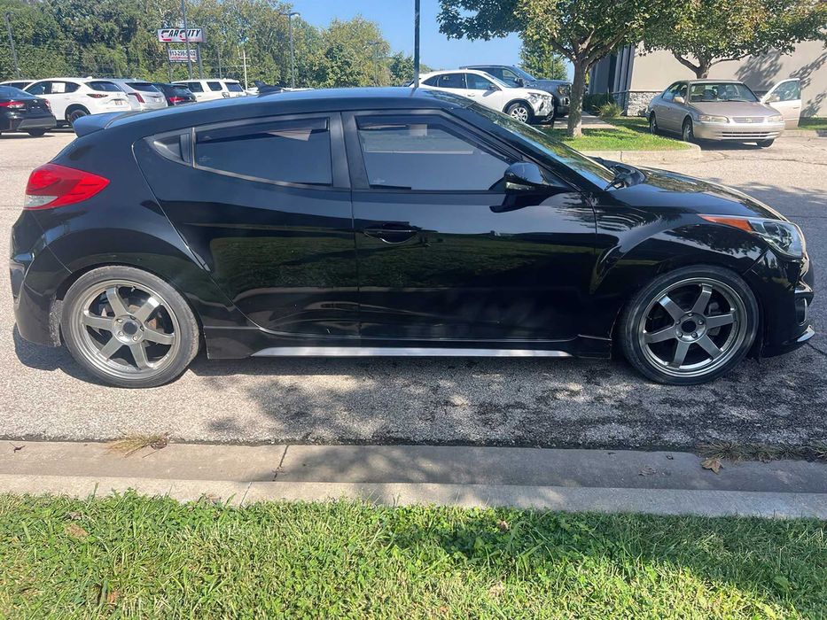 Hyundai Veloster Turbo      2016