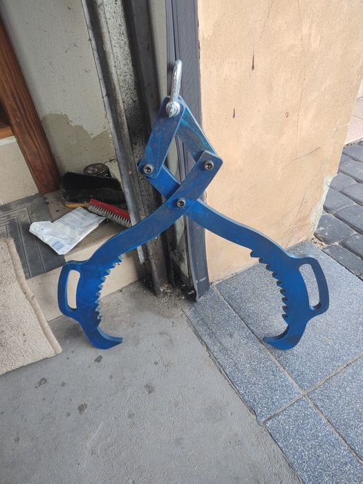 Chwytak do drewna podwójny i pojedynczy