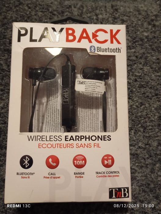 Wireless earphones