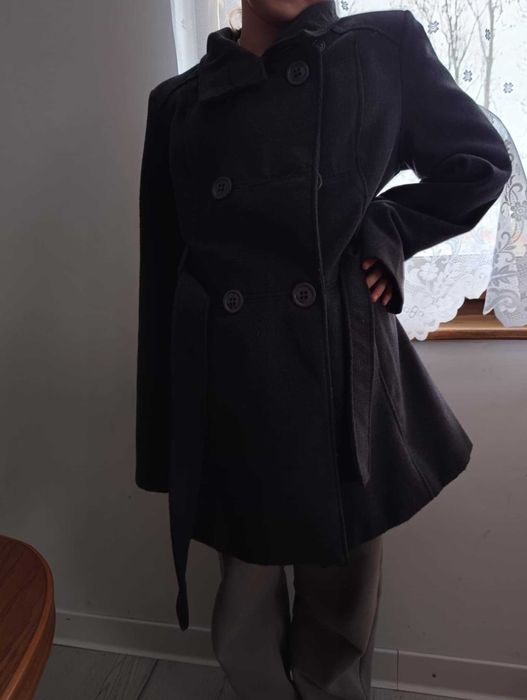 Płaszczyki zimowe eleganckie na dziewczynkę