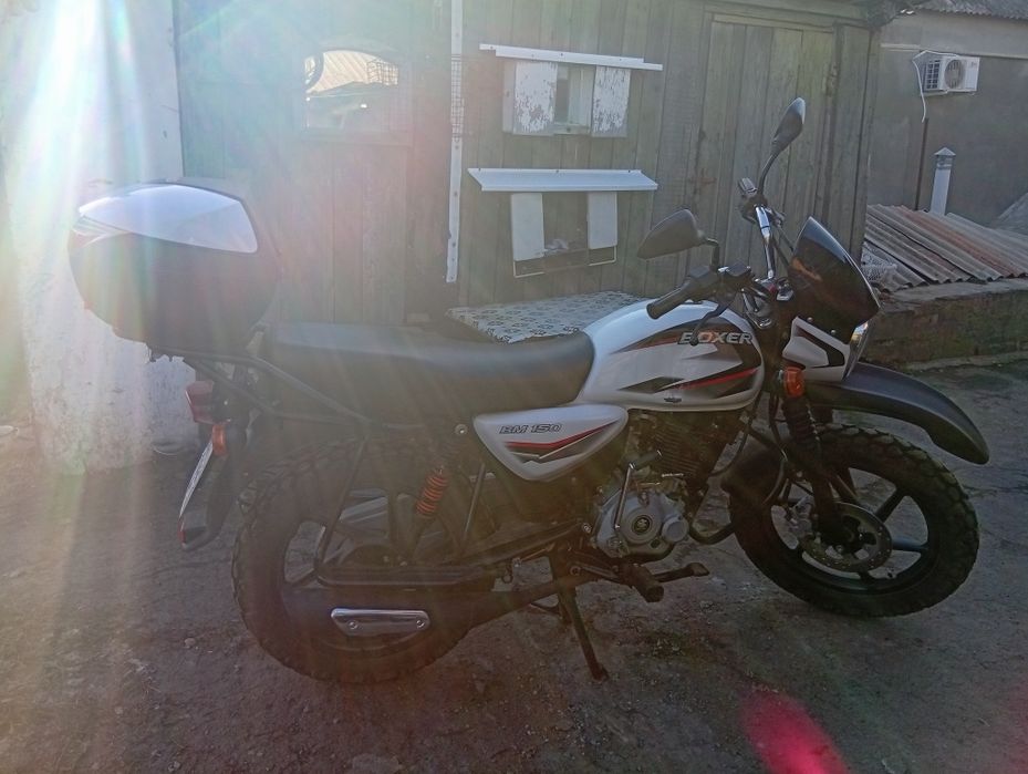 Мотоцикл баджадж боксер 150 кубов