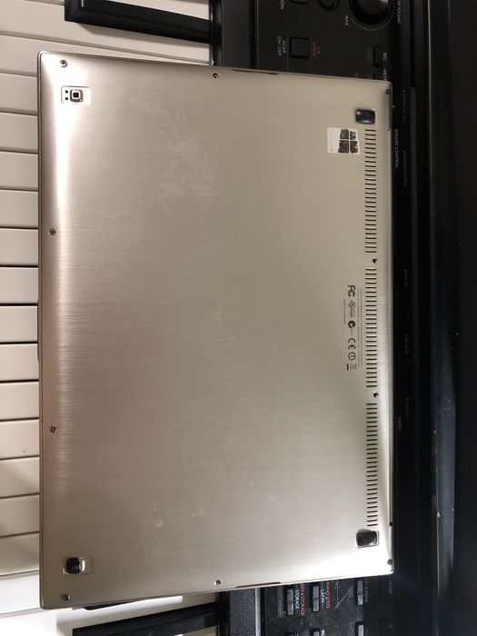 Asus Zenbook UX31a уробочлму стані