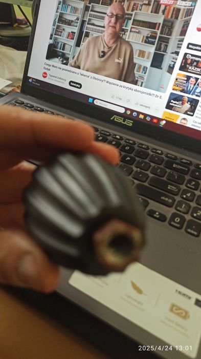 pokrętło ,blokujące z gwintem wewnętrznym nowe pcv