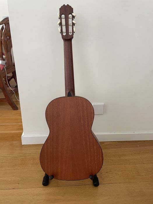 Guitarra classica com saco e stand