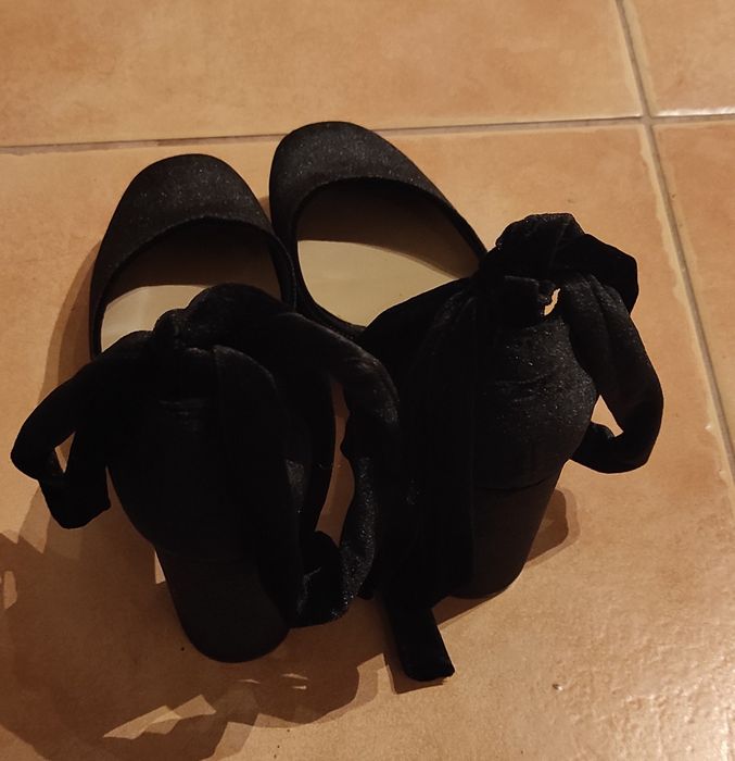 Sandálias de salto alto 36