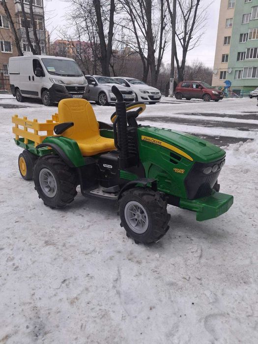 Продам трактор John Deere