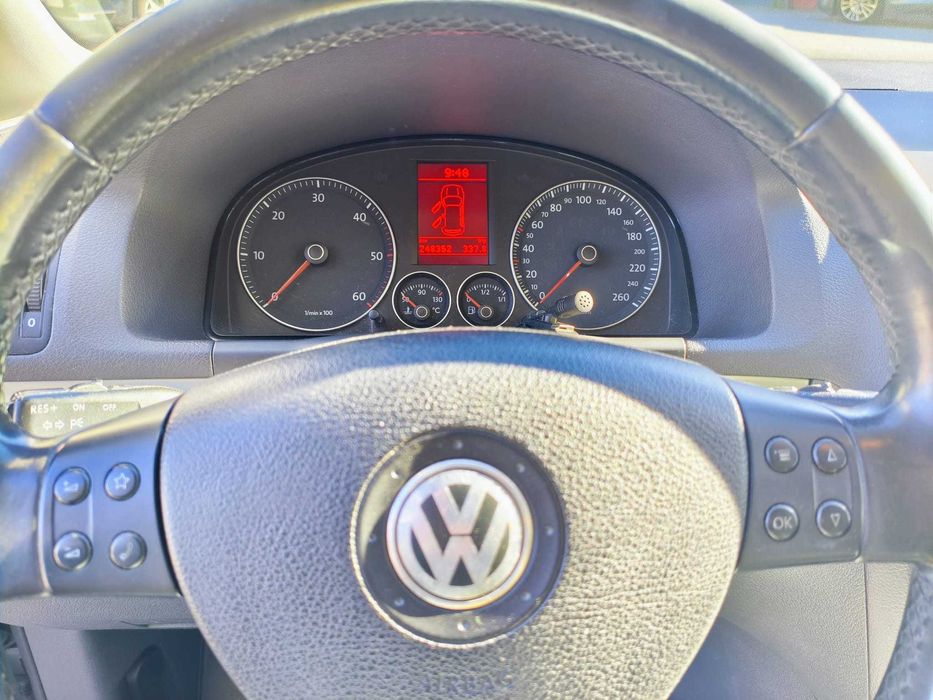 VW Touran Highline 2.0 TDI com 170 cv 2007