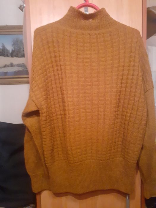 Nowy sweter ROBIONY ręcznie na drutach