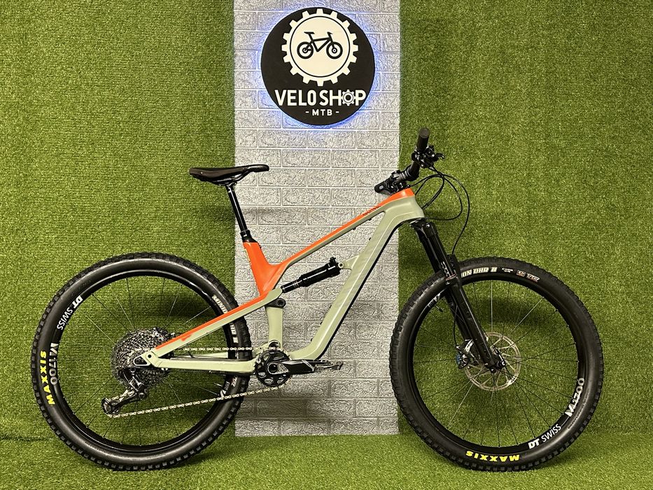 Карбоновий велосипед Canyon Spectral 27.5”