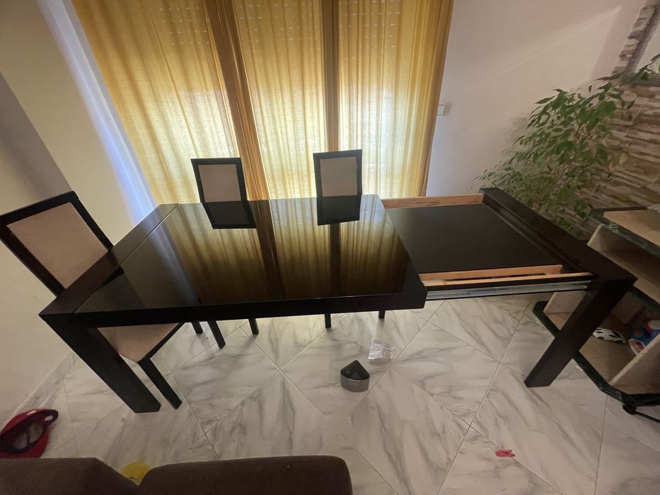 Mesa de jantar extencivel