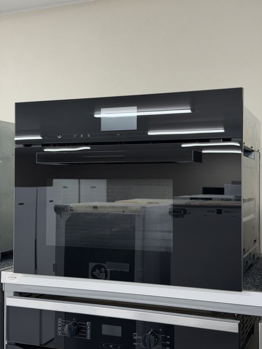 Парова шафа з НВЧ Miele DGM 7640, пароварка