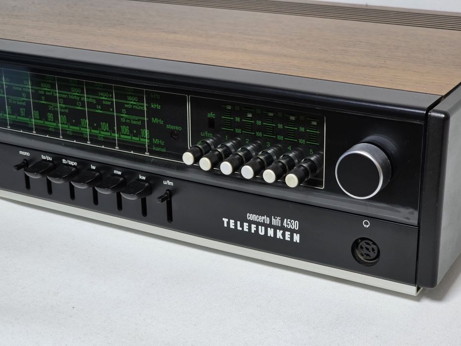 Receiver Vintage reparado Telefunken