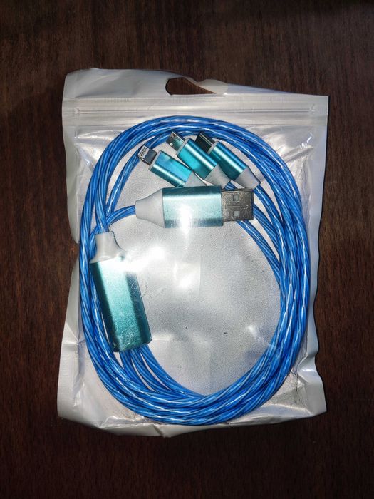 Кабель для заряджання з роз'ємом 3 в 1 Type-C, Micro-Usb та під iPhone