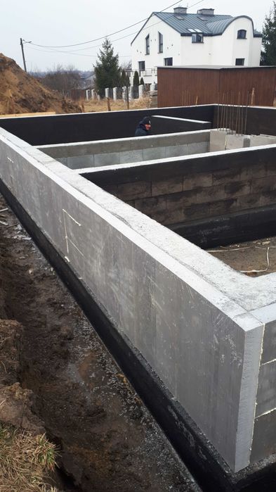 Budowy domów :fundamenty, płyty fundamentowe, stany zerowe