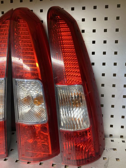 Задний фонарь стоп сигнал ліхтар задній  VOLVO V70 II 99-08