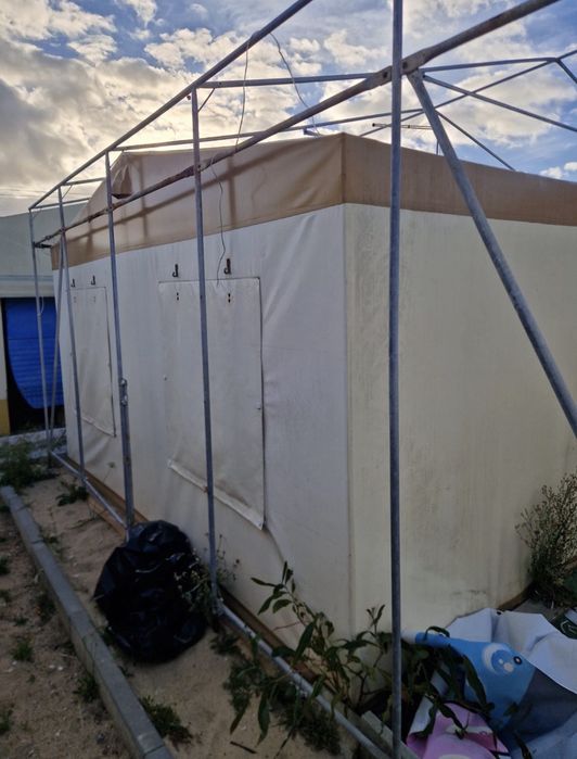 Tenda em M2 impecavel  temos varias unidades